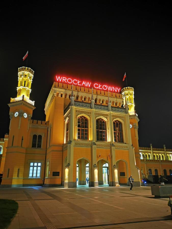 Apartament Na Dworcowej Centrum Parking Gratis Wrocław Buitenkant foto