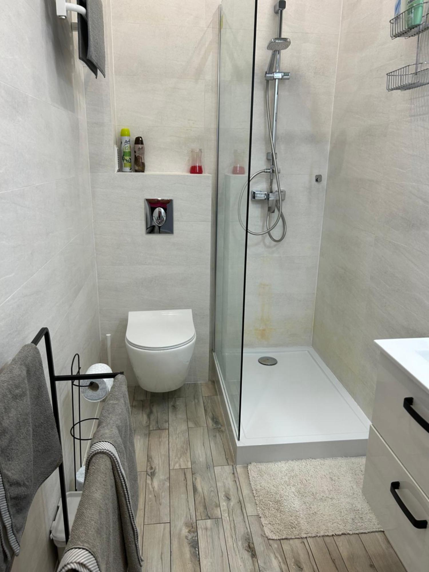 Apartament Na Dworcowej Centrum Parking Gratis Wrocław Buitenkant foto