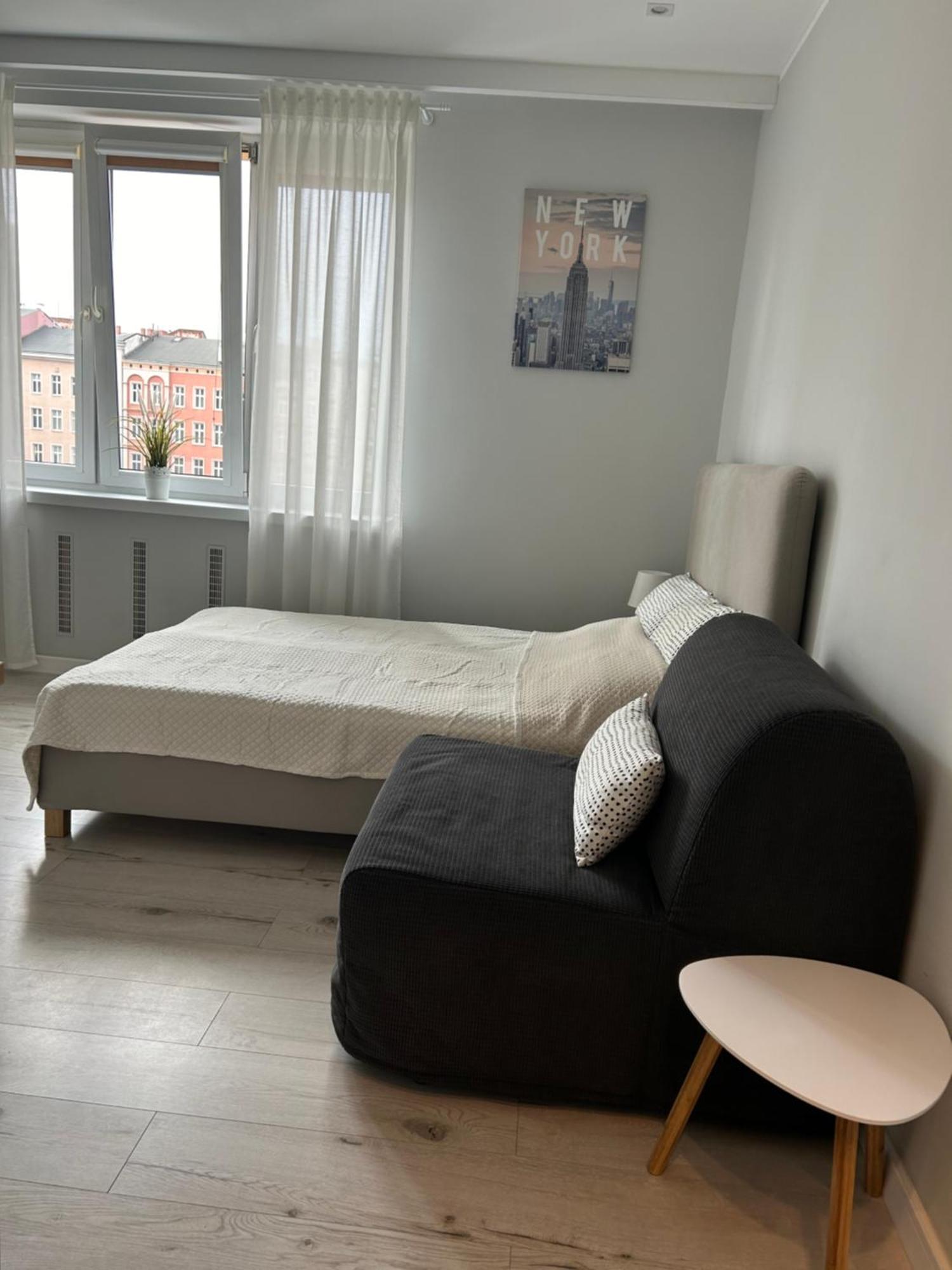 Apartament Na Dworcowej Centrum Parking Gratis Wrocław Buitenkant foto