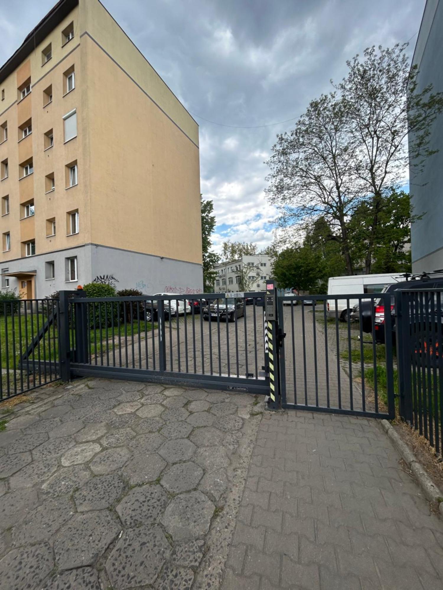Apartament Na Dworcowej Centrum Parking Gratis Wrocław Buitenkant foto